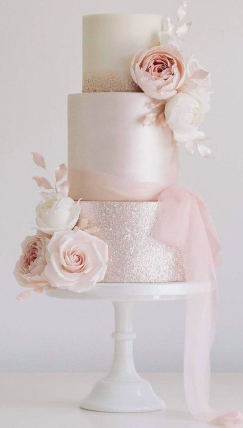 Magenta Wedding Cake, Wedding Cake Pink And Gold, Light Pink Wedding Cake, Pink And White Wedding Cake, Rose Gold Wedding Cake, Wedding Cake Pink, Bridal Cakes, Rose Gold Wedding Cakes, Tier Cakes