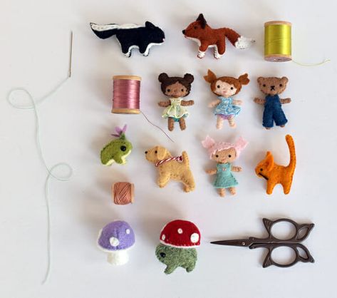 Mini felt animals