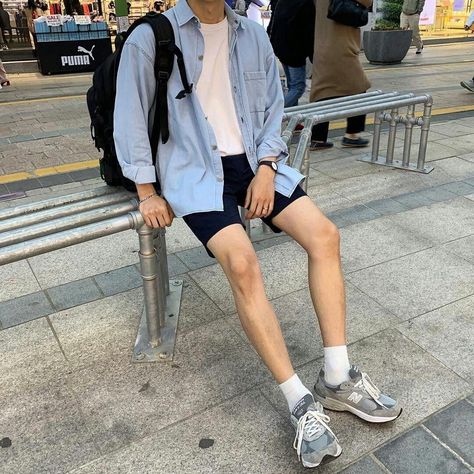 Kpop Fashion Men, Mens Summer Outfits, Mens Trendy Outfits, Men Stylish Dress, Guys Clothing Styles, Mens Fashion Streetwear, Cool Outfits For Men, Stylish Mens Outfits, Mode Masculine