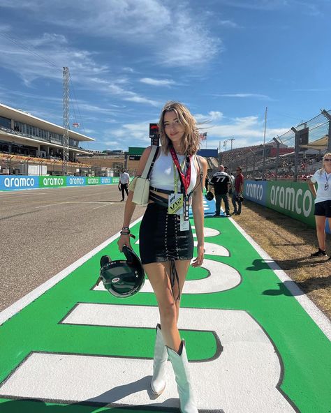 Maddie White on Instagram: "These cars have nothing on my 2010 VW beetle #usgp" F1 Media Aesthetic, F1 Wag Aesthetic Outfits, Mercedes Girl Aesthetic F1, F1 Girlfriend Aesthetic, Formula 1 Race Outfit Women, F1 Paddock Aesthetic, F1 Race Outfit, F1 Paddock Fashion, F1 Wags Outfits