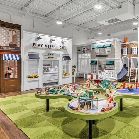 Indoor Play Place Ideas, Playstreet Museum, Cafe With Play Area, Kids Indoor Playground Business, Play Cafe Ideas, Luxury Daycare, Play Cafe Business, Indoor Play Cafe, Inside Playground