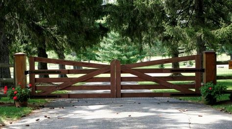 Gravel driveways and driveway gates on Pinterest | Farm Gate ... Farm Gates Entrance, Farm Entrance, Ranch Gates, Wooden Gate, Driveway Entrance, Farm Gate, Driveway Landscaping, Wood Gate, Farm Fence