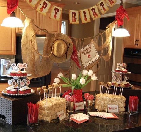 Love her Cowboy/Cowgirl birthday party theme. Wanted posters, lasso practice, stampede, branding love it all! Cowboy Party Decorations, Breezeway Ideas, Western Party Decorations, Dresses Dinner, Cowboy Theme Party, Western Birthday Party, Wild West Party, Rodeo Party, Country Party