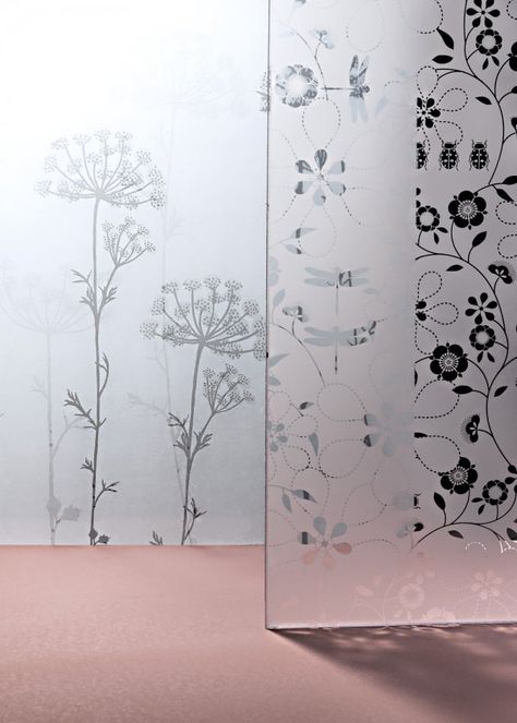 Stickers : À fleur de vitres Style Deco, Marie Claire, Salle De Bain, Printed Shower Curtain, Shower Curtain, Pizza, Curtains, Home Decor Decals, Shower