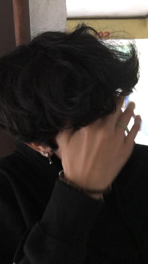 Mens Messy Hairstyles, Black Mask Aesthetic, David Hair, Guys With Black Hair, Black Hair Boy, Black Hair Aesthetic, Estilo Tomboy, Faceless Men, Cute White Guys