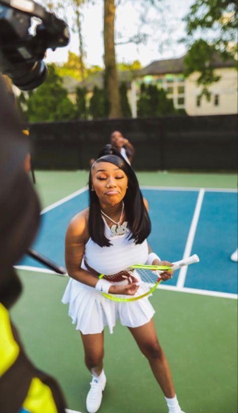 Tennis Photoshoot Ideas Black Women, Tennis Outfit Black Women, Spa Pics, Tennis Shoot, Tennis Core, Tennis Photoshoot, Epic Clothing, Emily Ann, Imvu Outfits Ideas Cute