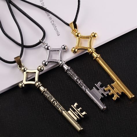 Eren Key, Anime Necklace, Necklace Chain Types, Cosplay Jewelry, Anime Jewelry, Male Cosplay, Unisex Necklace, Key Necklace, Trendy Necklaces