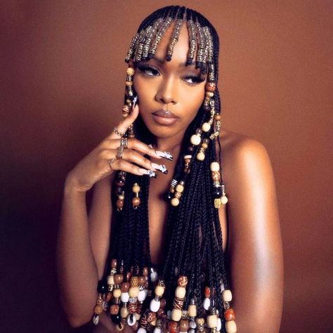 Beaded Cornrows, Unique Hairstyles For Black Women, Siren Oc, Drawing Dreams, Braided Bangs Hairstyles, Cornrows With Beads, Braids And Beads, Bday Outfits, Unique Braids