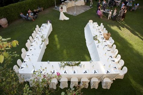 U shaped table setting for wedding. Everyone can see the bride and groom, and each other. U Shaped Party Seating, U Table Set Up Wedding, Wedding U Shaped Table, U Shape Table Set Up, U Table Wedding Receptions, Wedding Table U Shape, U Shaped Table Set Up Wedding, U Shape Seating Wedding, U Shape Dinner Setting