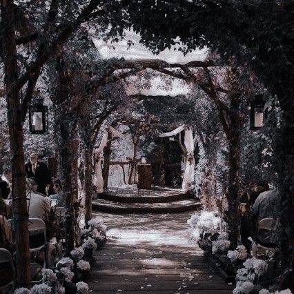 Fey Court, Hades And Persephone Aesthetic, Persephone Aesthetic, Court Aesthetic, Dark Wedding Theme, Burning City, Gothic Photography, Dark Wedding, Hades And Persephone