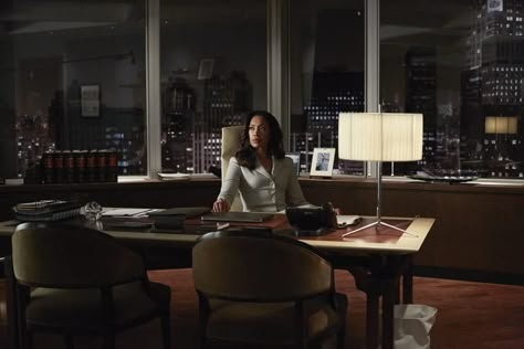 Jessica Pearson, Gina Torres, Suits Usa, Suits Tv Shows, Law School Inspiration, Suits Tv, Women Lawyer, Career Vision Board, Future Jobs