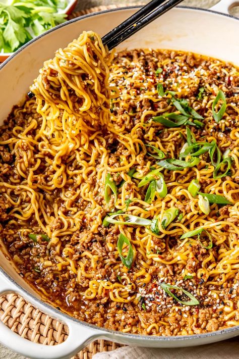 ONE POT GROUND MONGOLIAN BEEF RAMEN NOODLES Ground Beef And Broccoli Ramen, Mongolian Beef Ramen Noodles, Ramen And Ground Beef Recipe, Gluten Free Dairy Free Ground Beef, Dairy Free One Pot Meals, Ground Beef Ramen Skillet, Ground Beef Ramen Noodle Recipes, Dairy Free Ground Beef Recipes, Pan Noodles Recipe