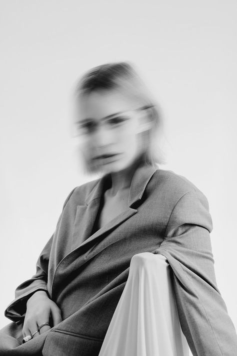 Black and white portrait of a woman with blurred face Face Blur Effect, Blurred Fashion Photography, Blur Action Photography, Motion Blur Portrait, Blurred Movement Photography, Blurred Face, Face Blur, Long Exposure Portrait, Blur Picture