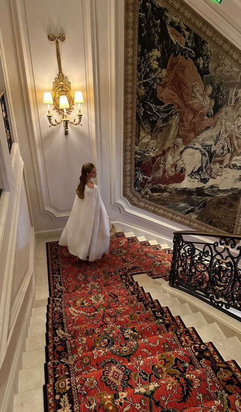 Rosie Hw, Dream Mansion, Fantasy Princess, Parisian Life, Paris Aesthetic, Huntington Whiteley, October 8, Rosie Huntington Whiteley, High Society