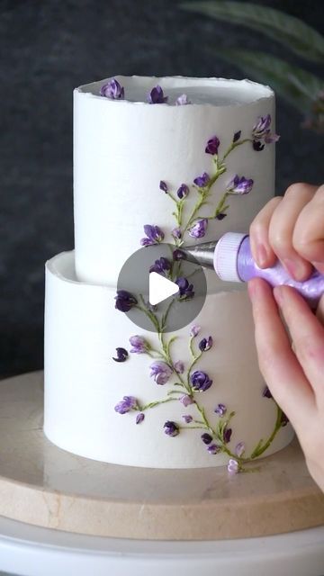 Cake With Vines And Flowers, Floral Wedding Cakes 2 Tier, 2 Tier Birthday Cake With Flowers, Birthday Cake Purple Flowers, Buttercream Borders Design, Floral Cake Designs Buttercream Flowers, Simple Baby Shower Cake Ideas, Flower Cake Decorating Ideas, Piping Flowers On Cake