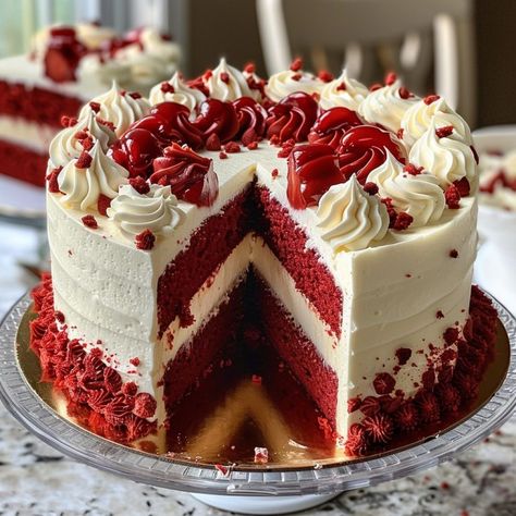 Red Velvet Cheesecake Factory Recipe, Red Velvet Cake Recipe Easy, Red Velvet Cheesecake Cake, White Velvet Cakes, Cheese Cake Filling, Cheesecake Cake Recipes, Strawberry Crunch Cake, Velvet Cakes, Valentines Recipes Desserts