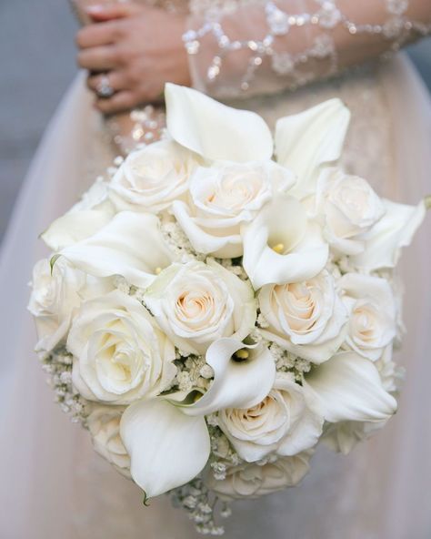 Elegant white bouquets will always make us smile! 🤍 Exuding a simple elegance, it's a stunning choice for a bride-to-be and her bridesmaids. #bridebouquet #weddingflorals #bouquet #weddingflorist #weddingflowers #weddingdetails #weddinginspo #weddingplanner #overthemoon #stylemepretty #alinatoevents #nycweddingplanner #luxuryweddings Bride Bouquets White Peonies, Classy White Bouquet, Bride Bouquets White Elegant, Bride Buket White, White Orchid Bridal Bouquet, Bride Bouquets White, Elegant Bridal Bouquets, Nyc Luxury, White Bouquets