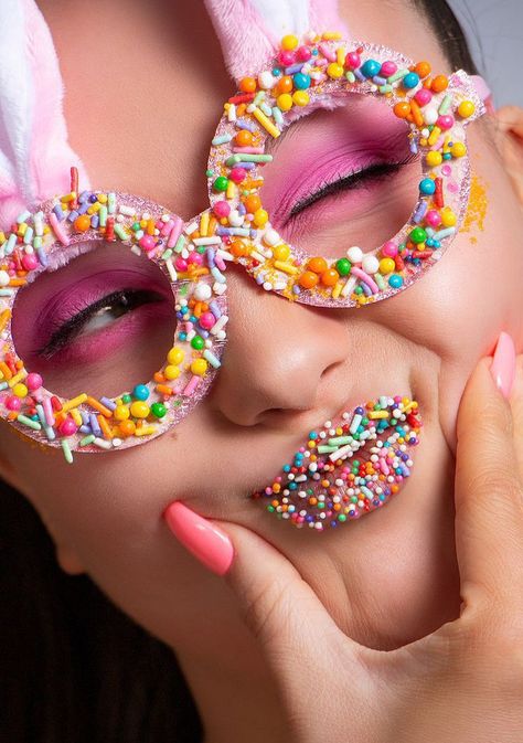 Candy Photoshoot Ideas, Candyland Photoshoot, Concept Photoshoot Ideas, Candyland Costume, Ice Cream Photoshoot, Candy Shoot, Beauty Checklist, Candy Crown, Rainbow Sorbet