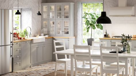 Rustic, light-grey LERHYTTAN kitchen - IKEA Light Grey Shaker Kitchen, Shaker Kitchen Doors, Grey Shaker Kitchen, Corner Base Cabinet, Light Grey Kitchens, Lacquered Walls, Серая Кухня, Cosy Kitchen, Kitchen System