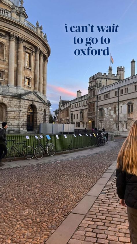 Oxford University England, University Inspiration, Oxford College, College Vision Board, College Motivation, London Dreams, Dream College, Uni Life, Dream School