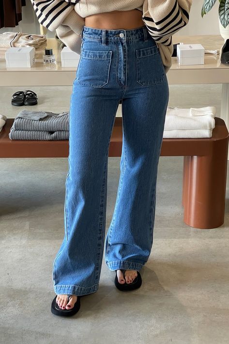 Cotton On Jeans, Cute Jeans Outfit Winter, Long Jeans Outfit, Jeans Wide Leg Outfits, Vintage Jeans Outfit, Casual Jean Outfits, Fall Jeans Outfit, Womens Straight Leg Jeans, Denim Pants Outfit