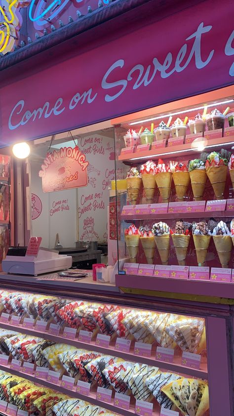 Pink Food Truck Ideas, Ice Cream Factory, Ice Cream Business, Bakery Interior, Harajuku Tokyo, Potato Recipes Side Dishes, Gadgets Kitchen Cooking, Food Truck Design, Pink Foods