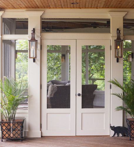 exterior | screen doors Exterior Screen Doors, Wooden Screen Door, Muebles Shabby Chic, Traditional Porch, Wood Workshop, Porch Doors, Screen Doors, Wooden Screen, Home Porch