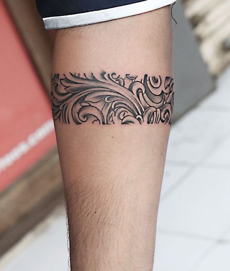 Simple Bracelet Tattoo, Tattoos Band, Ankle Band Tattoo, Bracelet Tattoo For Man, Quetzalcoatl Tattoo, Leg Band Tattoos, Small Lotus Tattoo, Wrist Band Tattoo, Band Tattoos For Men