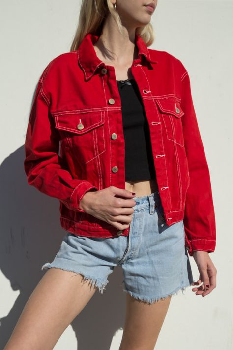 Jacket Outfits Men, Denim Jacket Outfits, Red Denim Jacket, Best Jeans For Women, Jean Jacket Outfits, Denim Jacket Outfit, Red Denim, Outfit Red, Causual Outfits