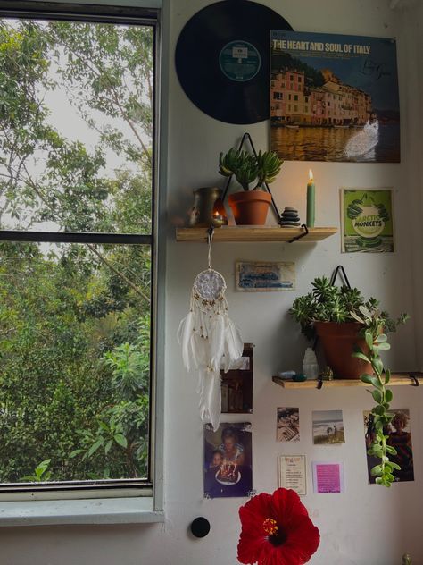 indie Granola Room Inspiration, Granola Room Aesthetic, Granola Room, Indie Bedroom Decor, Bedroom Indie, Lego Room Decor, Room Plants, Indie Bedroom, Uni Room