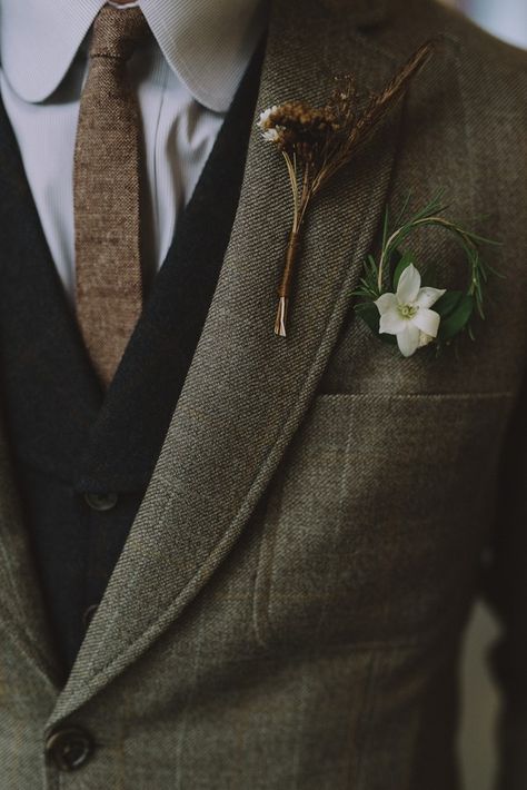 Mens Wedding Attire, Groom Wedding Attire, Man In A Suit, Wedding Suits Groom, Festival Inspiration, Wedding Groomsmen, Groomsmen Attire, Groom Outfit, Groom Suit