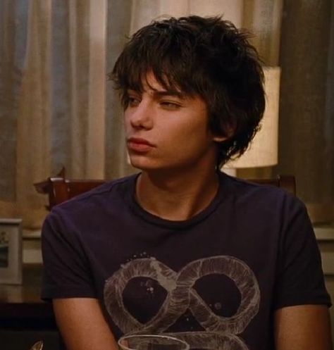 Wimpy Kid Movie, Hot Emo Guy, Devon Bostick, Emo Men, Pin Search, Wimpy Kid, Ideal Boyfriend, Zoo Wee Mama, Emo Guys