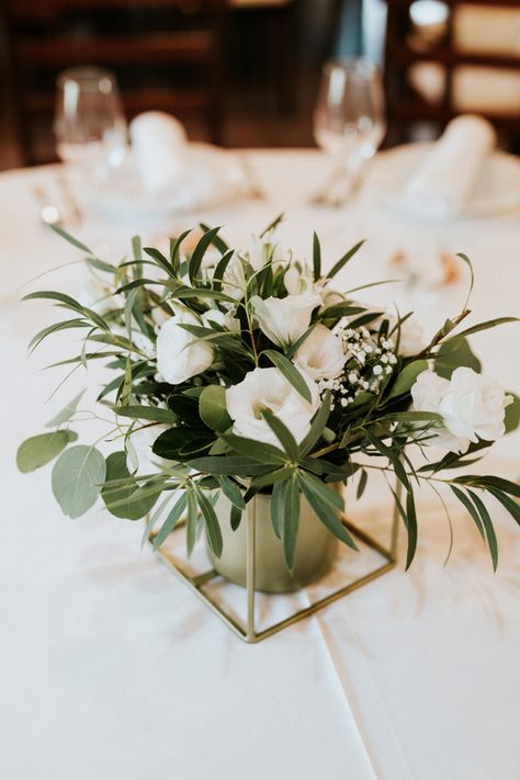 Minimal Greenery Centerpiece, Sage Wedding Table Centerpieces, Low Cost Centerpieces, Centerpieces With Eucalyptus Leaves, Simple Green And White Wedding Decor, Simple Green And White Centerpieces, Sage Green And Gold Wedding Theme Centerpieces, Greenery Centerpiece Round Table Simple, Greenery Round Table Centerpiece