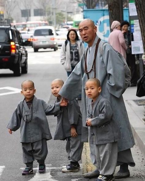 Turandot Opera, Shaolin Monks, Buddhist Monks, Little Buddha, Tao Te Ching, Buddhist Monk, We Are The World, Seoul South Korea, World Cultures