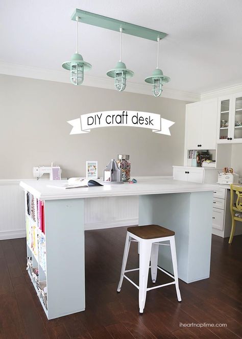 DIY Craft Desk tutorial! Perfect space for projects and keeping organized! Crafting Room Decor, Standing Craft Table, Diy Craft Room Desk, Diy Craft Desk, Ikea Craft Room Ideas, Diy Craft Table, Diy Crafts Desk, Craft Room Desk, Craft Room Tables