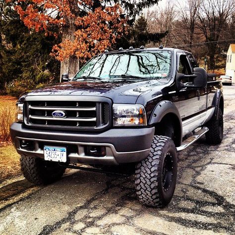 Lifted Ford F-250 Powerstroke Ford Super Duty Trucks, Truck Girl, Chevy Diesel Trucks, Tundra Truck, Ford Diesel, Super Duty Trucks, Automotive Furniture, Lifted Ford, Ford 4x4