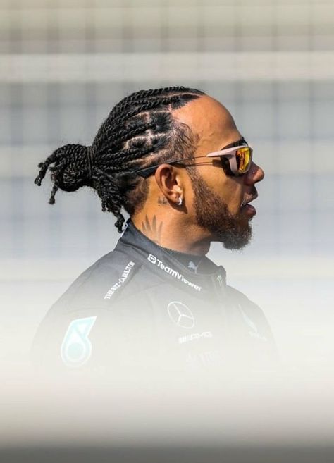 Lewis Hamilton Sir Lewis Hamilton, F1 Lewis Hamilton, Athleisure Outfits, Braids For Black Hair, Lewis Hamilton, 3 In One, Pretty Men, Favorite Person, Formula 1