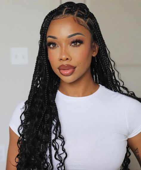 Unleash Your Inner Boho Goddess: Practical Tips For Rocking Bohemian Braids | My Beautiful Adventures Goddess Hairstyle, Medium Knotless, Knotless Box Braids, Bohemian Braids, Natural Looking Wigs, Lace Braid, Box Braid Wig, Goddess Hairstyles, Curly Hair Wig