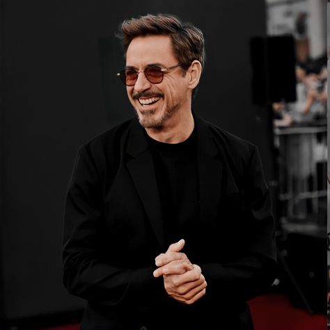 Robert Downey Jr Hot Pics, Robert Downey Jr Aesthetic, Hank Palmer, Robert Downey Junior, Tony And Pepper, Female Celebrity Crush, Toni Stark, Robert Downey Jr Iron Man, Mens Smart Casual Outfits