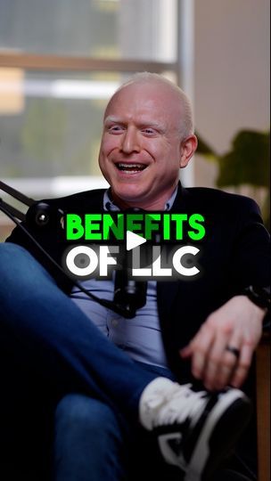 1.7K views · 2.6K reactions | These are the benefits of having an LLC!! 😎 

LLCs are a good combination of protection with flexibility and tax benefits!
—
#LLC #taxes #taxbenefits | Tax & Business Strategist | David A. Perez | iamdavidaperez · Original audio Tax Business, Business Life, Financial Planning, Side Hustle, Business Ideas, Bathroom Design, Benefits, Audio, Money