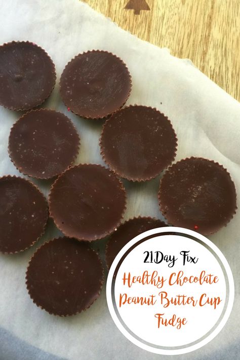 Healthy Chocolate Peanut Butter Cup Fudge {Dairy-free, 21 Day Fix} | Confessions of a Fit Foodie Peanut Butter Cup Fudge, Dairy Free Fudge, Confessions Of A Fit Foodie, Healthy Chocolate Peanut Butter, 21 Day Fix Desserts, Dessert Crepes, 21 Day Fix Snacks, Fixate Recipes, Dessert Halloween