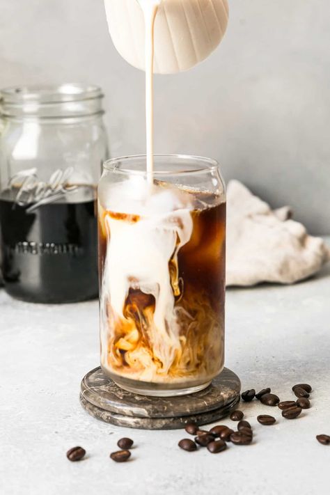 Cold Brew Photography, Iced Cold Brew, Soda Ideas, Healthiest Nut Butter, Steeped Coffee, Coffee Soda, Coffee Games, Coffee Pictures, Coffee Drink Recipes