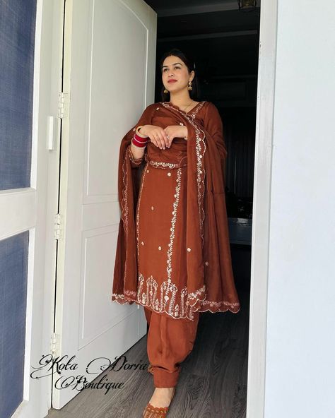 Brown suit / traditional punjabi suit Rust Color Punjabi Suits Women, Rust Color Punjabi Suit, Rust Colour Suit Punjabi, Brown Punjabi Suit, Punjabi Suit Colour, Brown Suit Women's, Brown Salwar Suit, New Punjabi Suits, Rust Suit