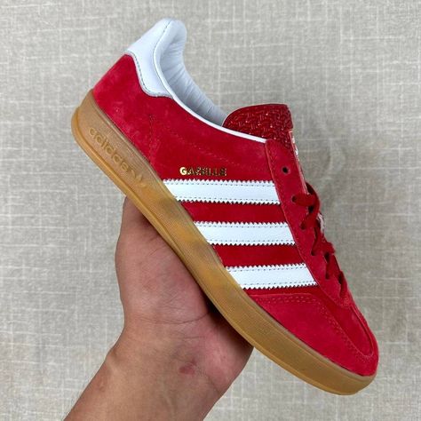 Adidas Gazelle Indoor Scarlet Red Men 5 Available (Women 6 )Brand New In Box 100% Authentic. Fast Shipping All Sales Final Adidas Red Gazelle, Adidas Red Shoes, Red Adidas Shoes Outfit, Adidas Gazelle Red, Red Adidas Gazelle, Red Shoes Women, Red Sambas, Red Gazelle, Red Sneakers Outfit