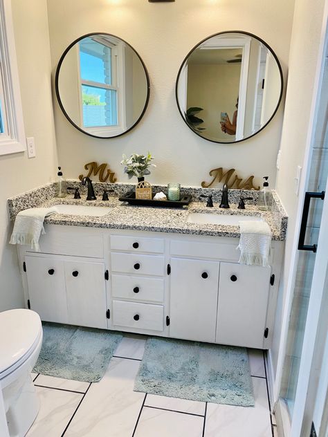 His And Hers Bathroom Sink Decor, Simple Bathroom Sink Decor, His And Her Bathroom Sink Ideas, Small His And Hers Sink, Restroom Decor Ideas Two Sink, His And Her Restroom Ideas, His Hers Sink, Bathroom Decor For Double Sink, Husband And Wife Bathroom Ideas