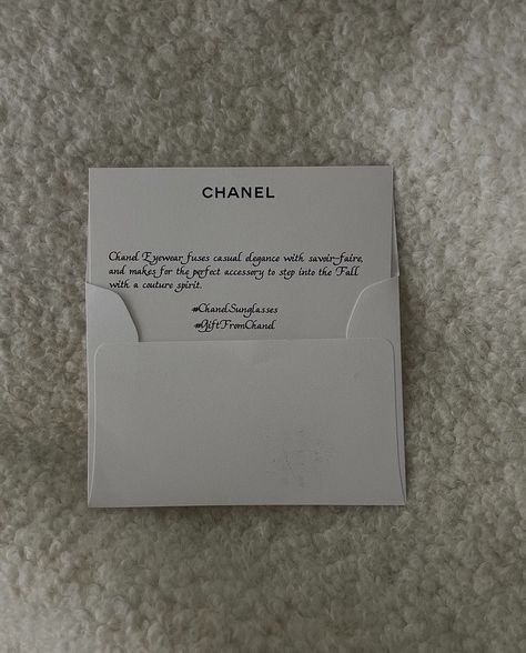 Luxury Brand Packaging, Chanel Eyewear, Thank You Card Design, Business Identity, Branding Mood Board, Packing Design, Visiting Cards, Instagram Life, Small Cards