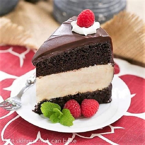 Chocolate Cake With Cheesecake, Filled Chocolate Cake, Cake With Cheesecake Filling, Buttermilk Chocolate Cake, Cheesecake Layer, White Chocolate Buttercream, Best Cheesecake, Cheesecake Cake, Cheesecake Filling