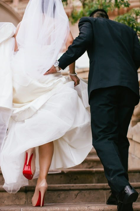 Peek at the Red Sole! Oh my yes! I love this picture! By that time I'm sure I will have a lot more bloody bottoms! And a new pair for our wedding:) High Heels Classy, Christian Louboutin Outlet, Heels Classy, Red Sole, Cool Ideas, Trendy Wedding, Red Shoes, Louboutin Shoes, Womens Fashion Trends