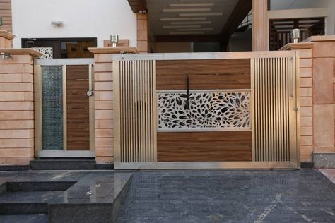 Main Gate Design: modern Houses by RAVI - NUPUR ARCHITECTS Modern Front Gate Design, Latest Main Gate Designs, दरवाजा डिजाइन, House Front Gate, Modern Main Gate Designs, Stainless Steel Gate, Home Gate Design, Gate Wall Design, Gate Designs Modern