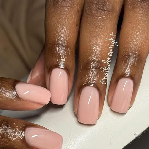 Shauna - NailsDoneWright ®️ on Instagram: "Both Hands 💛💫🫶🏽 @the_gelbottle_inc - BIAB - Hema Free Collection Color: Jolie" Nail Design With Gel Polish, Flesh Pink Nails, Natural Gel Nails Square, Summer Nail Colours Short Nails, Nude Gel Nails Short, Short Square Biab Nails, Biab Natural Nails, Wedding Nails Black Women, Hard Gel Overlay On Natural Nails